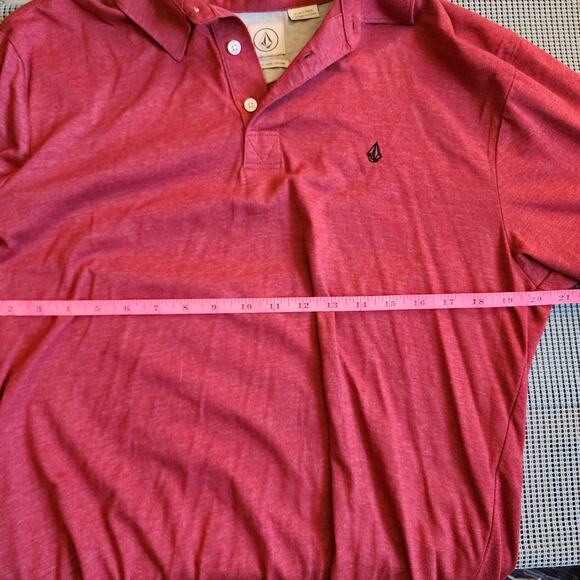 Volcom Men's Large Red Polo Shirt - Classic Casual Style with Comfort - Picture 2 of 6